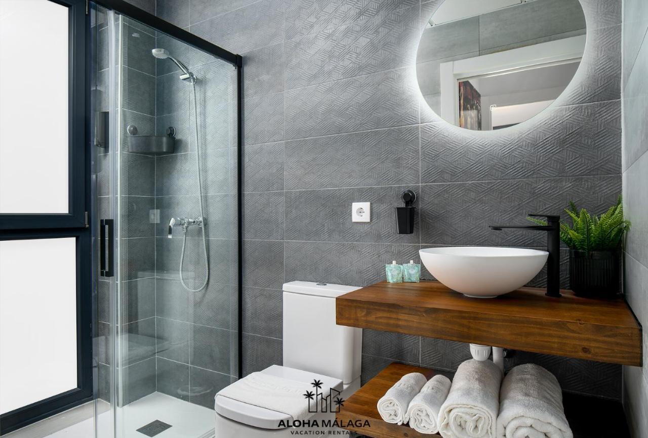 マラガLuxury Duplex With Pool And Padel Court In Townアパートメント エクステリア 写真