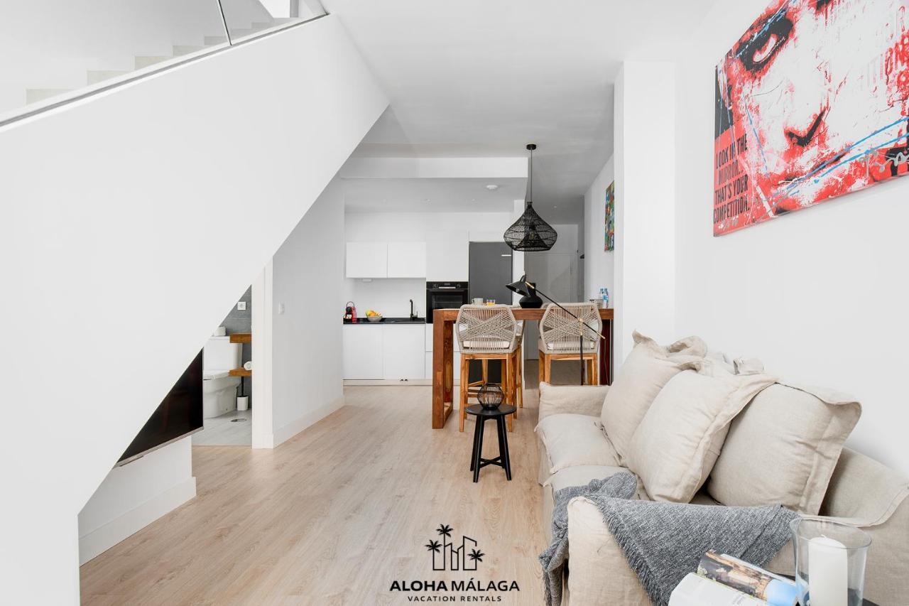 マラガLuxury Duplex With Pool And Padel Court In Townアパートメント エクステリア 写真