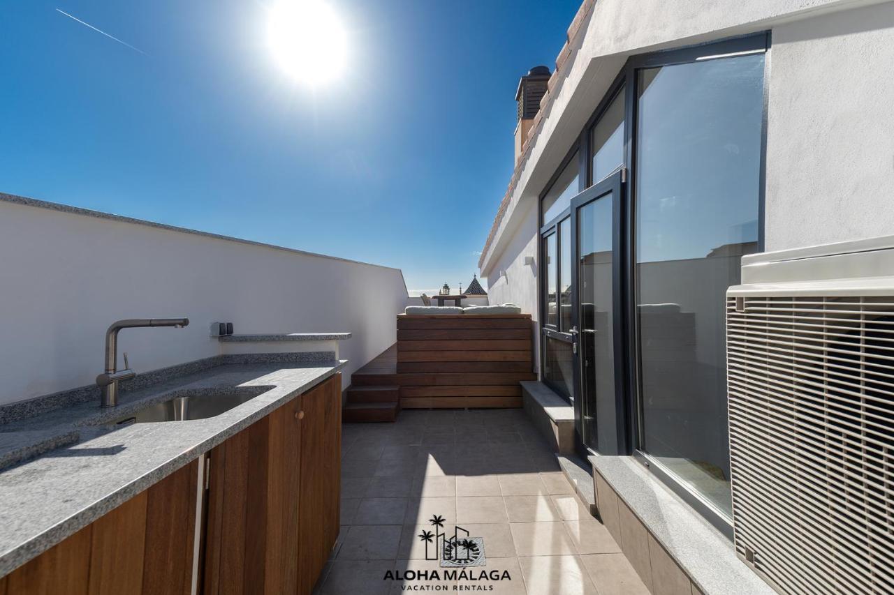 マラガLuxury Duplex With Pool And Padel Court In Townアパートメント エクステリア 写真