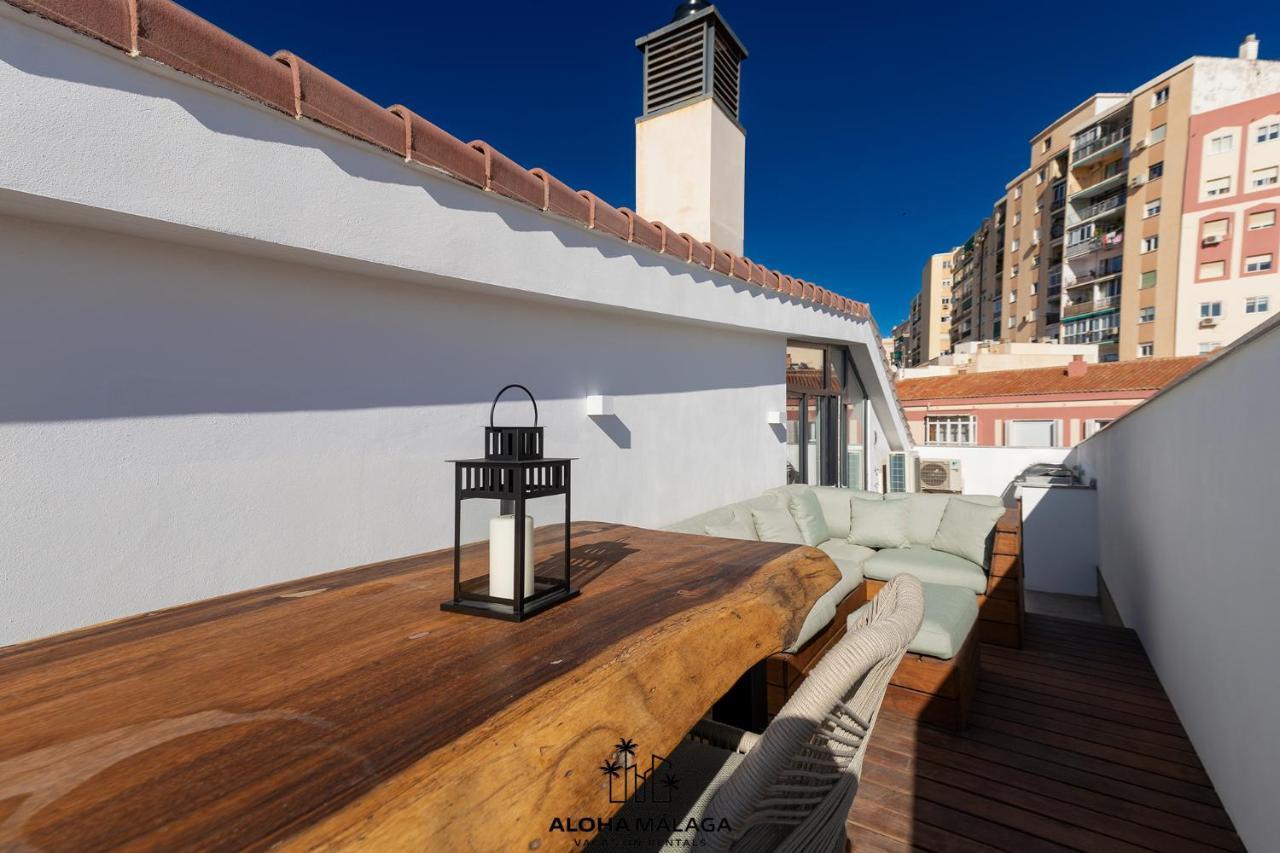 マラガLuxury Duplex With Pool And Padel Court In Townアパートメント エクステリア 写真