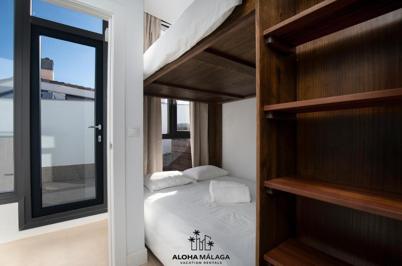 マラガLuxury Duplex With Pool And Padel Court In Townアパートメント エクステリア 写真